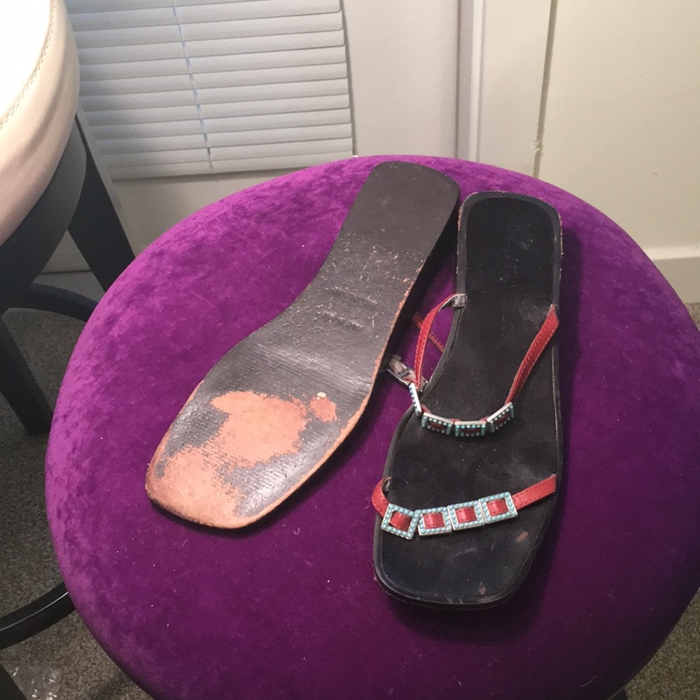 Used - Picture 3 of 3